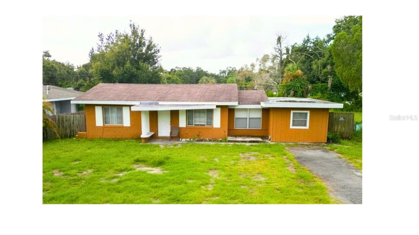 1329 WOODBINE ST, Clearwater FL 33755