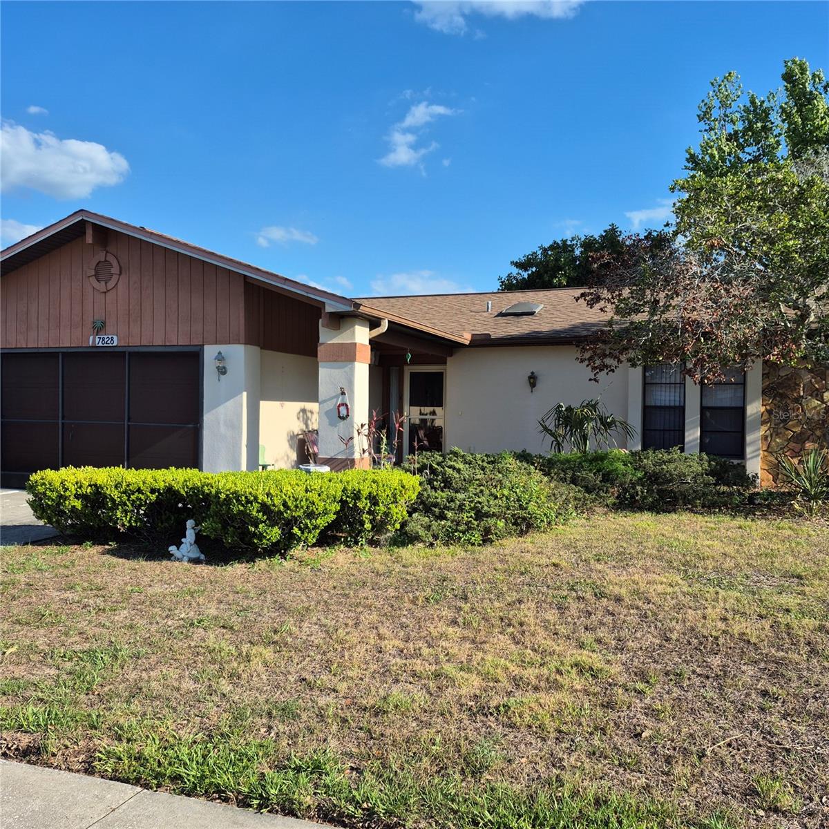 7828 ROYAL STEWART DR, New Port Richey FL 34653