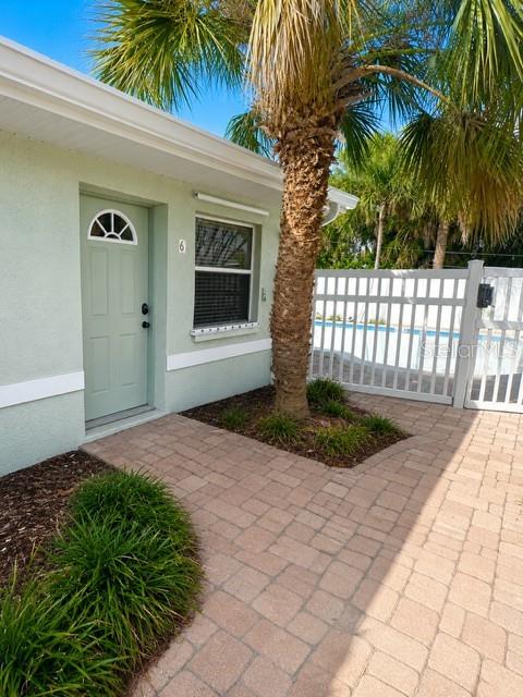 9030 BLIND PASS RD #D6, St Petersburg FL 33706