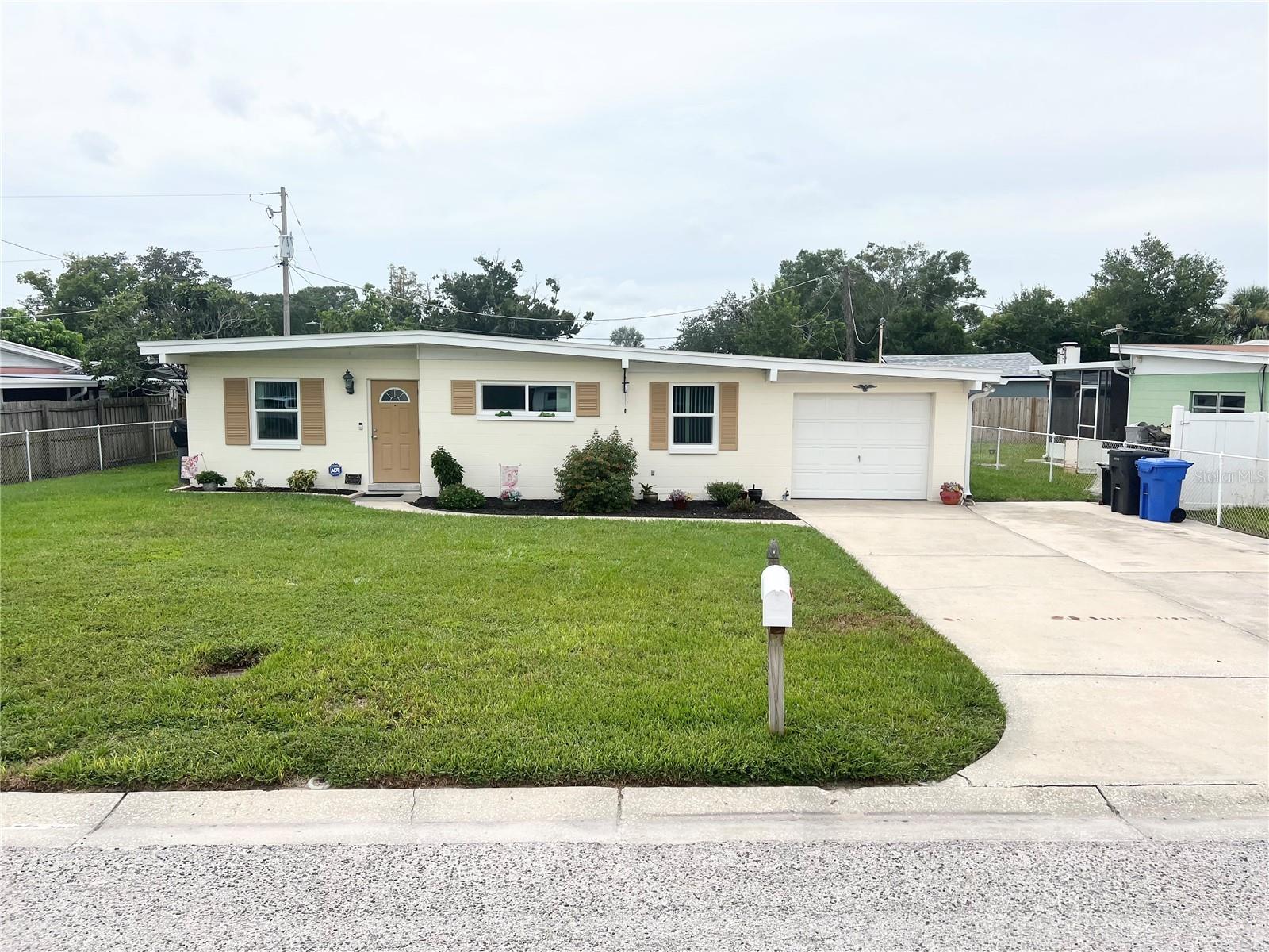 7812 N GOMEZ AVE, Tampa FL 33614