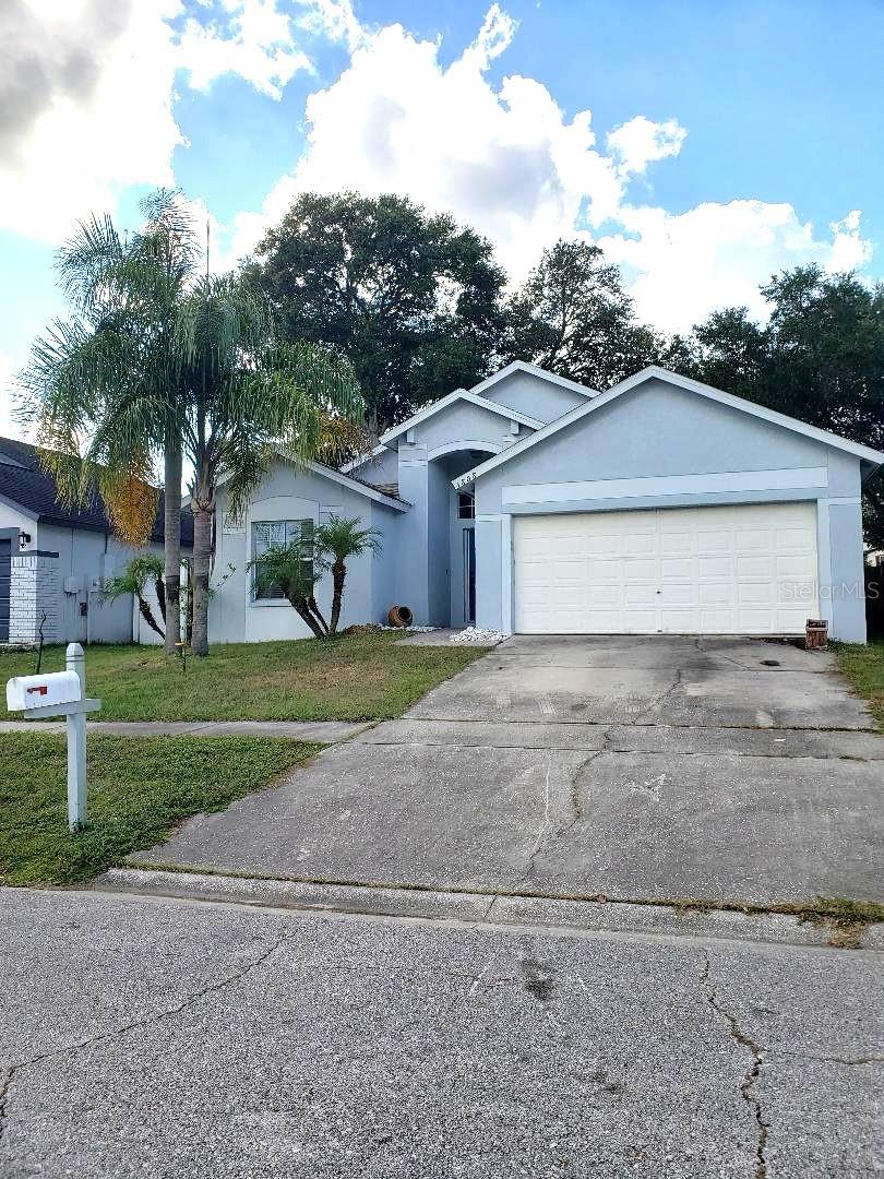 4808 LIMERICK DR, Tampa FL 33610