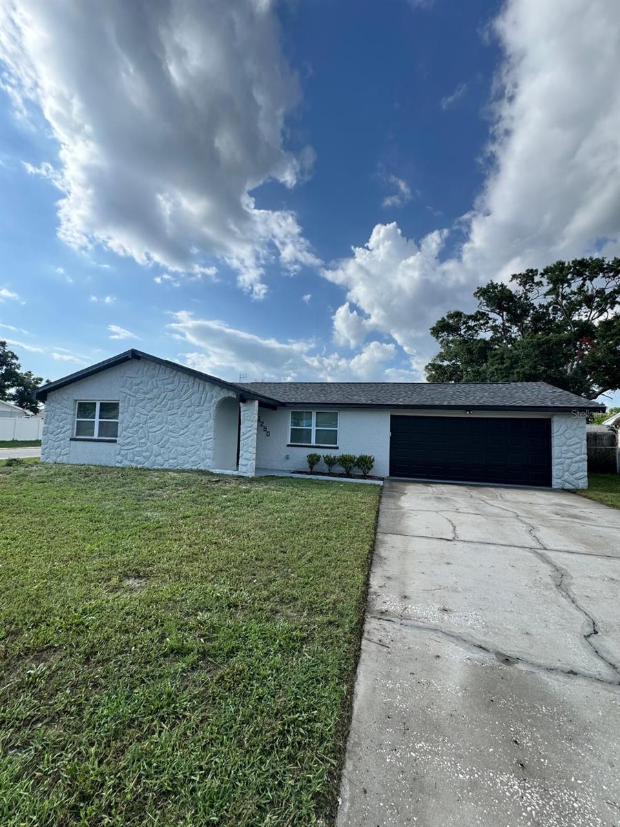 6205 WESTPORT DR, Port Richey FL 34668