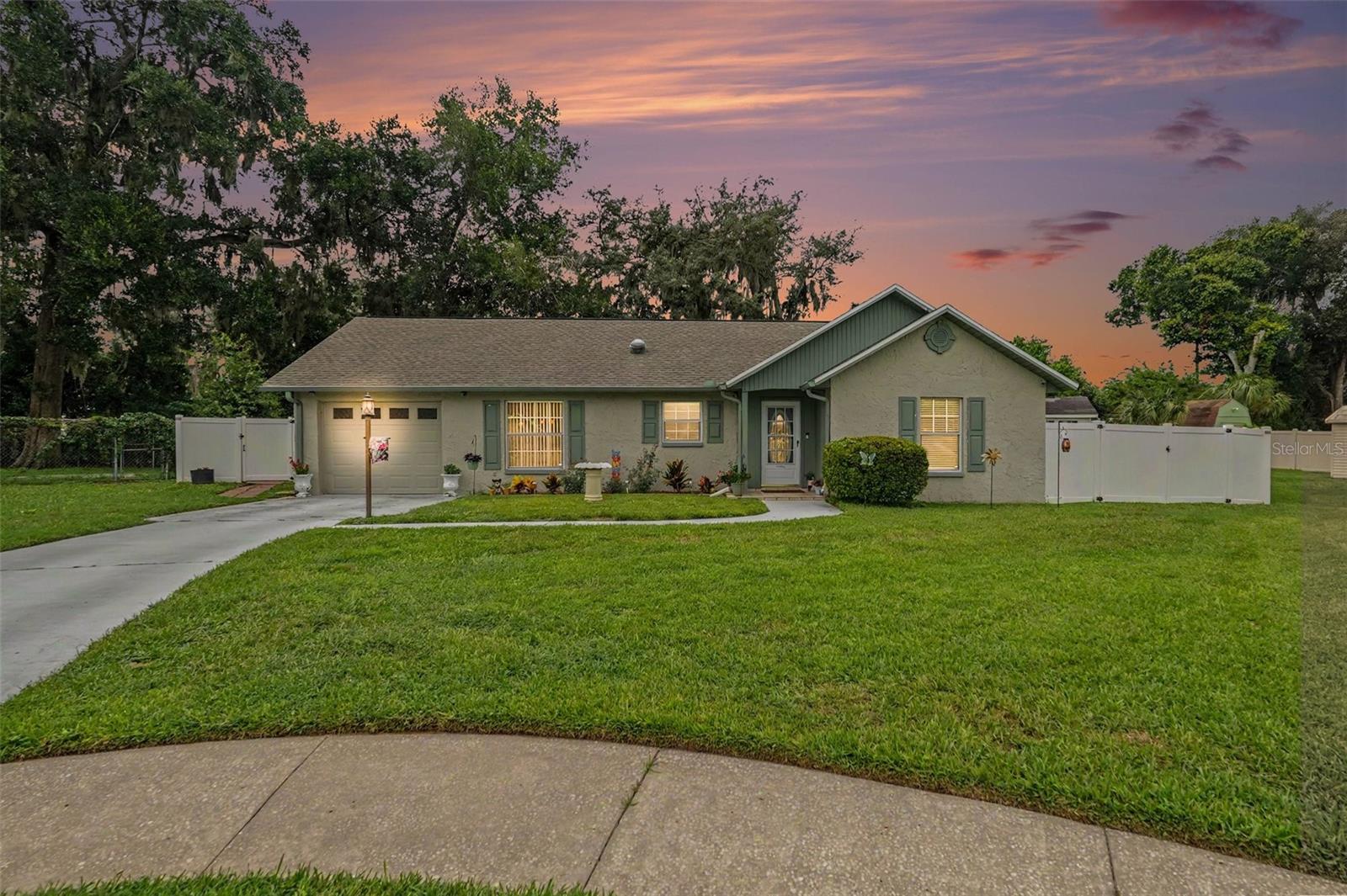 5623 CARIE CT, Zephyrhills FL 33542