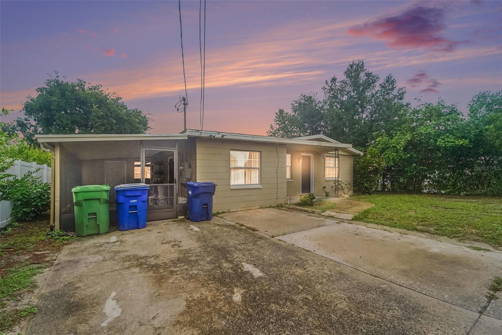 4224 E REGNAS AVE, Tampa FL 33617