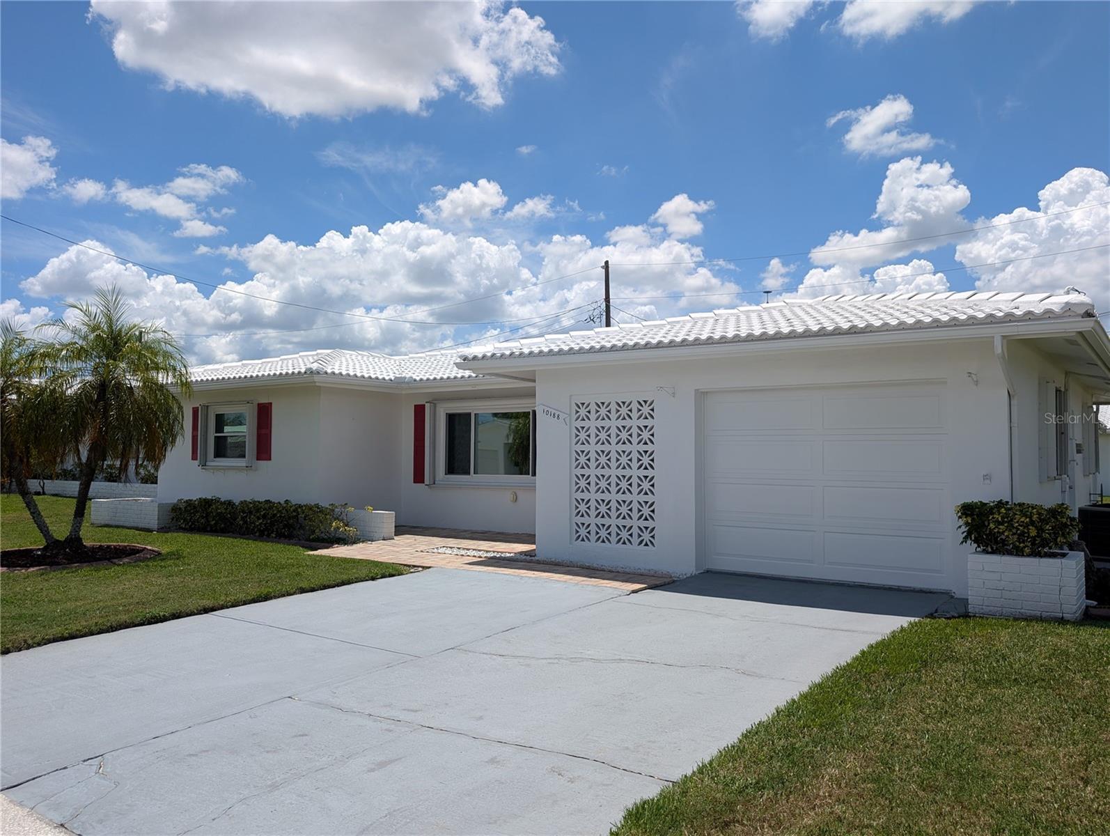 10188 45TH ST N #2, Pinellas Park FL 33782