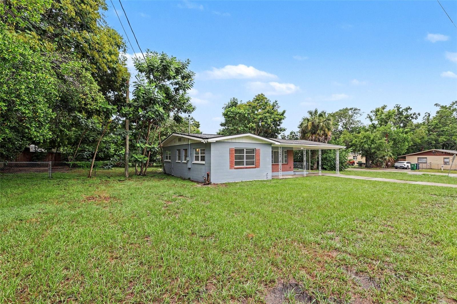 8101 N 17TH ST, Tampa FL 33604