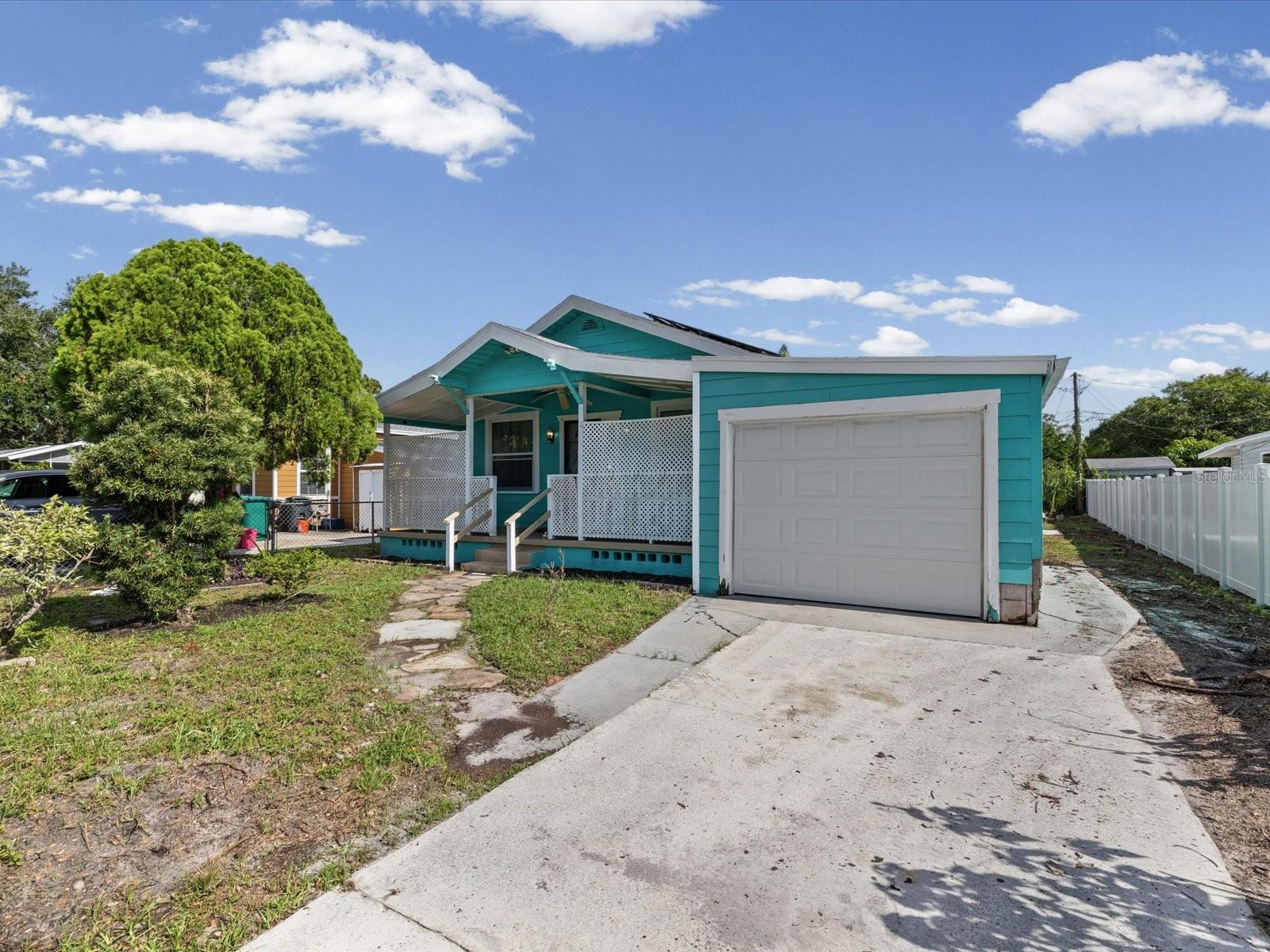 6639 49TH AVE N, St Petersburg FL 33709
