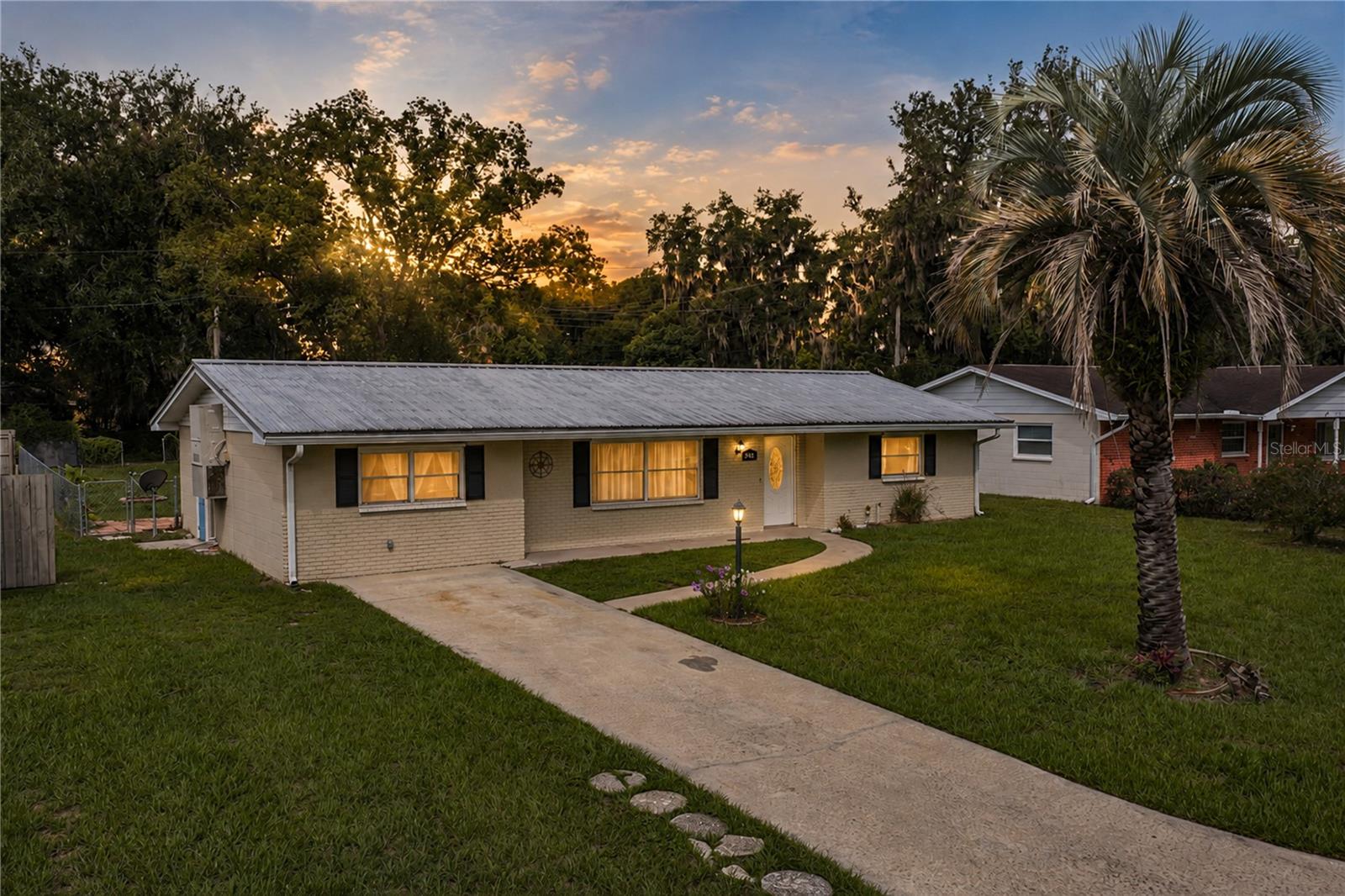 5745 13TH ST, Zephyrhills FL 33542