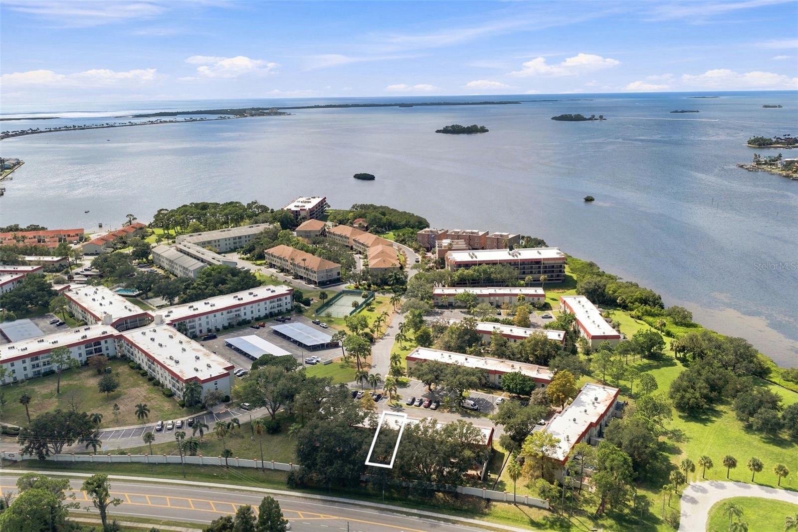 2700 BAYSHORE BLVD #592, Dunedin FL 34698