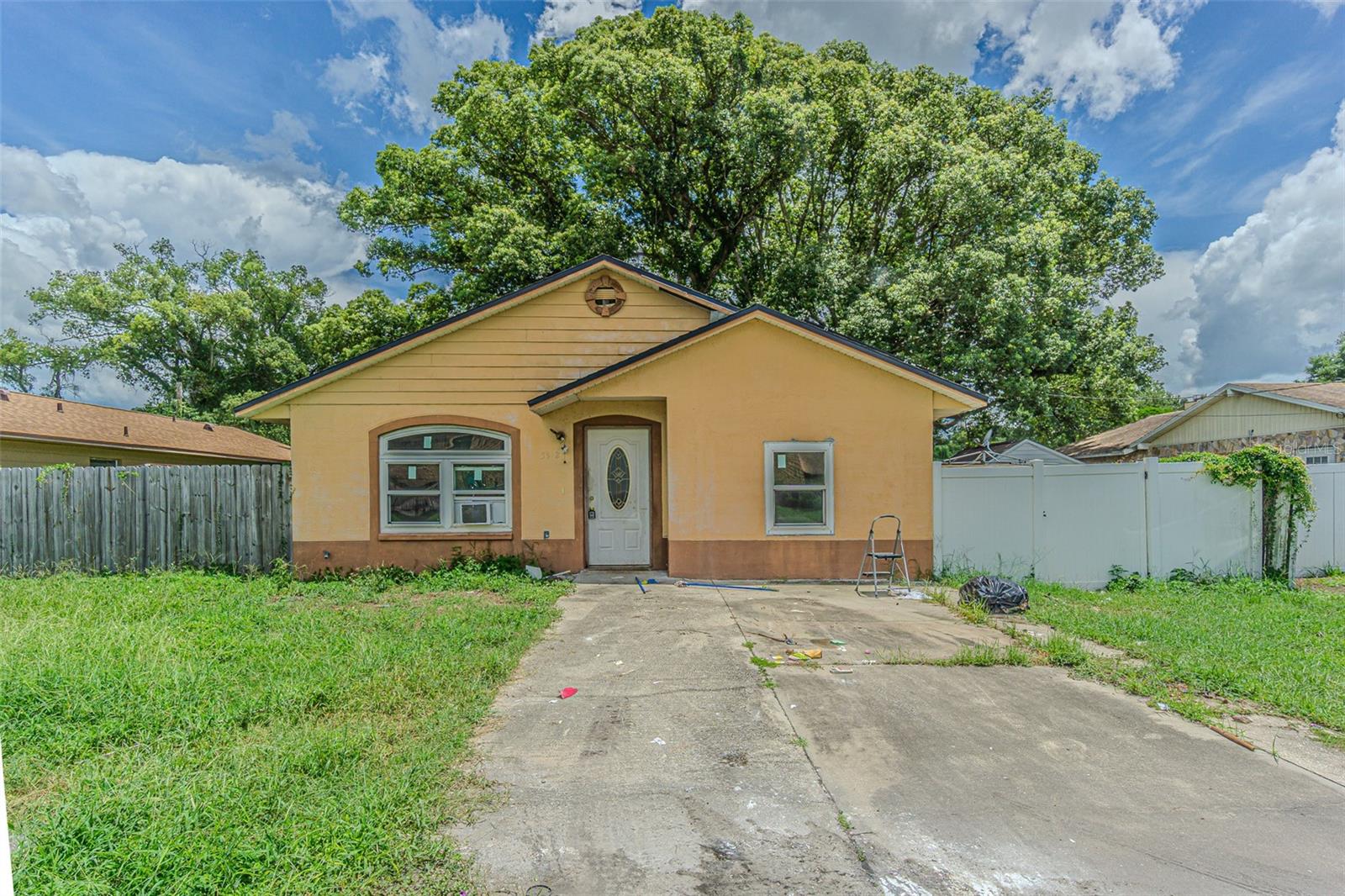 5512 20TH ST, Zephyrhills FL 33542