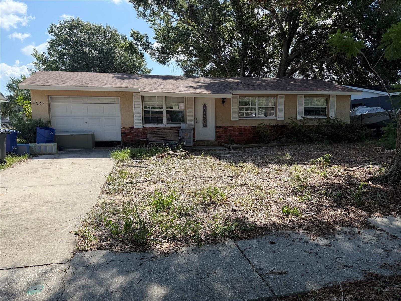 1407 COPPERTREE DR, Tarpon Springs FL 34689
