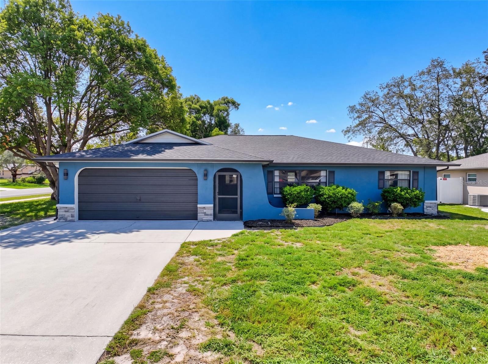 8275 DORA ST, Spring Hill FL 34608