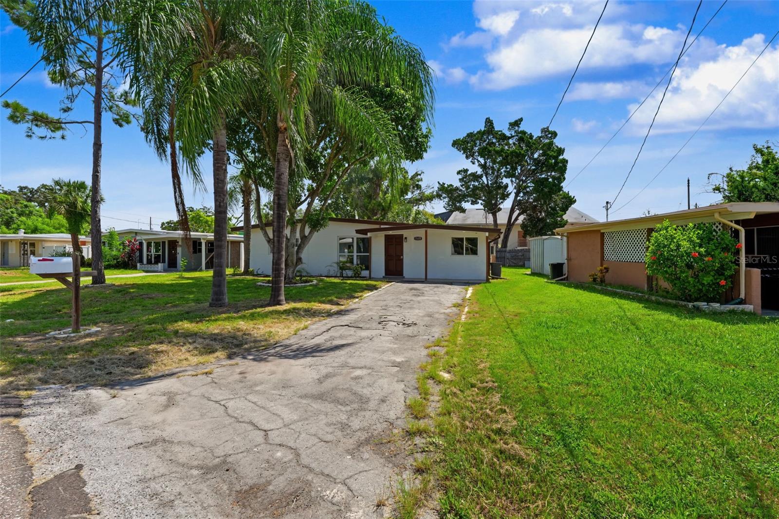 7377 ROYAL PALM DR, New Port Richey FL 34652