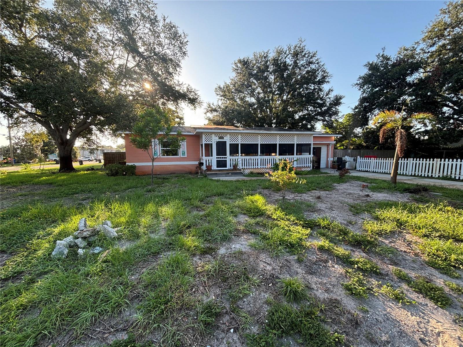 495 60TH ST N, St Petersburg FL 33710