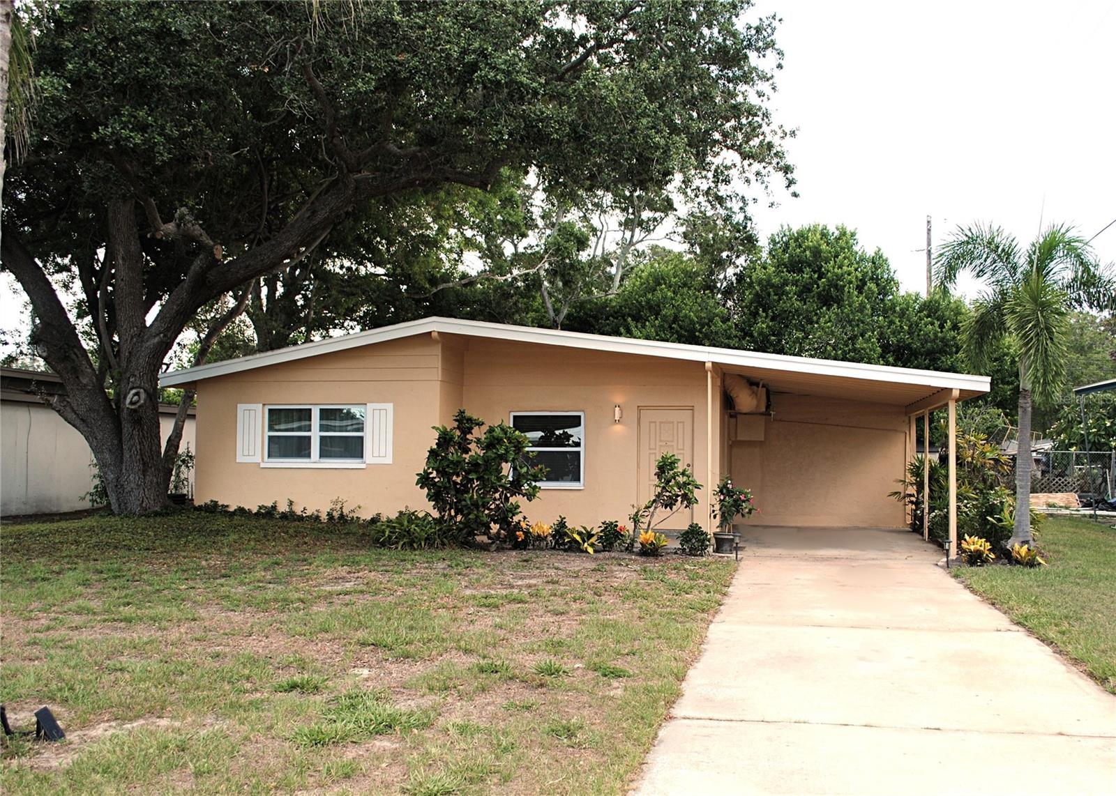 2149 RIVIERA DR, Clearwater FL 33763