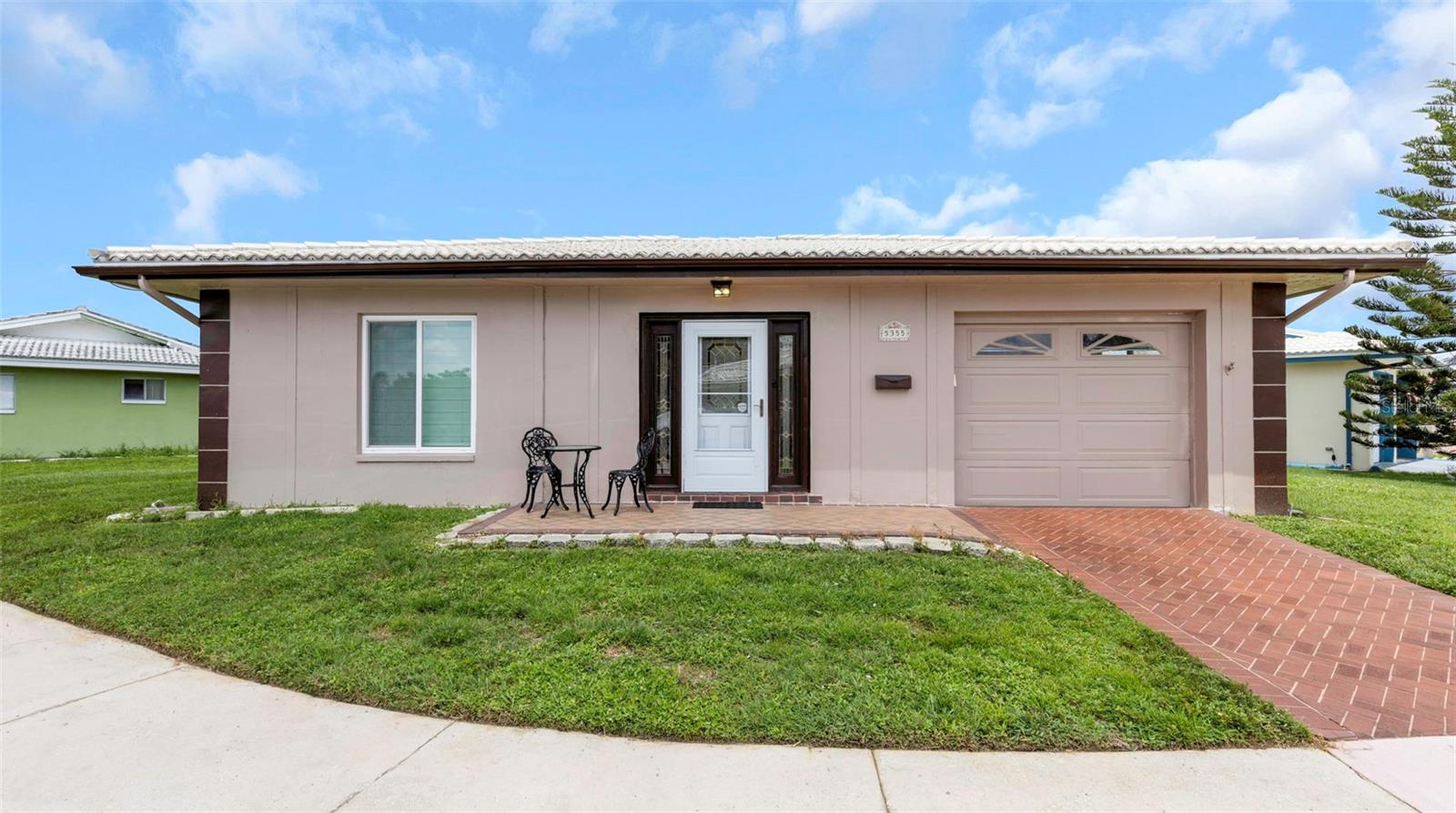 5355 FERNDALE PL N, Pinellas Park FL 33782
