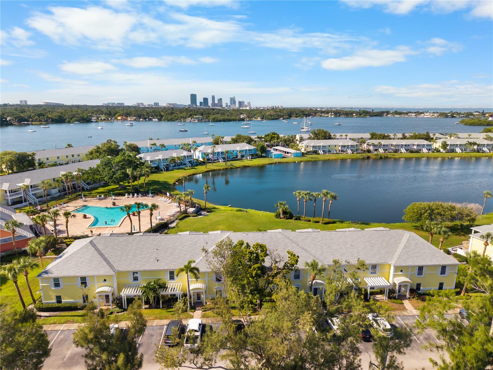 111 SEAHORSE DR SE #A, St Petersburg FL 33705
