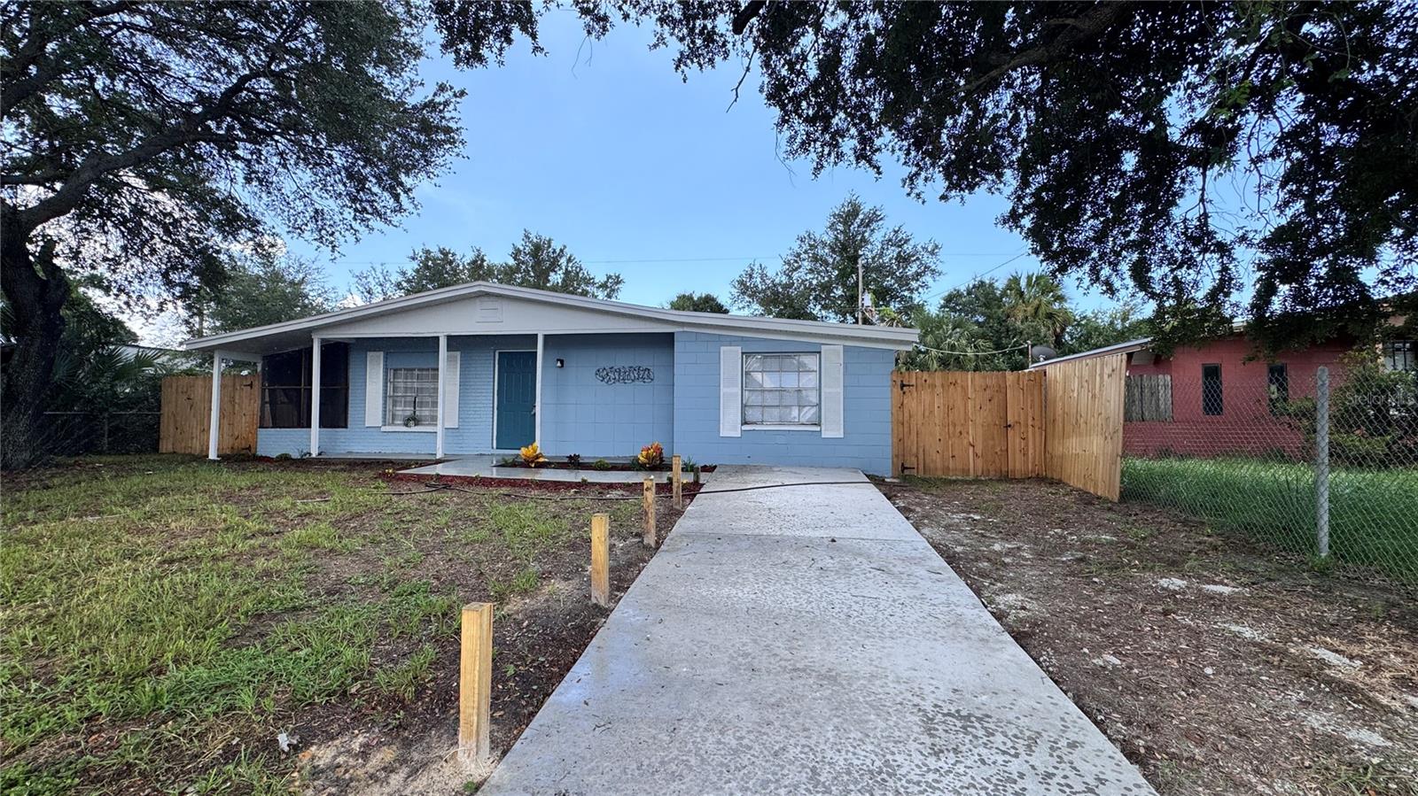 8315 LIBBY LN, Tampa FL 33619