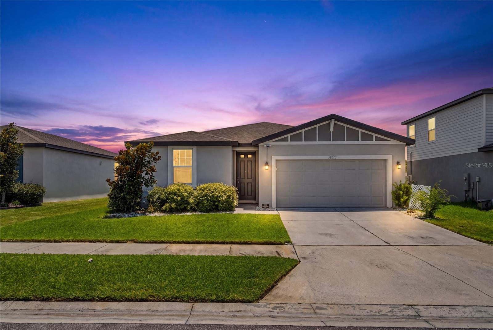 38626 FINN CLOVER LN, Zephyrhills FL 33540