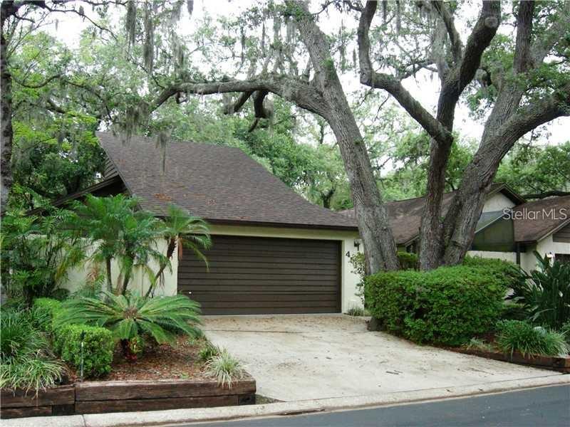 4512 SWEETWATER LAKE DR #10, Tampa FL 33613