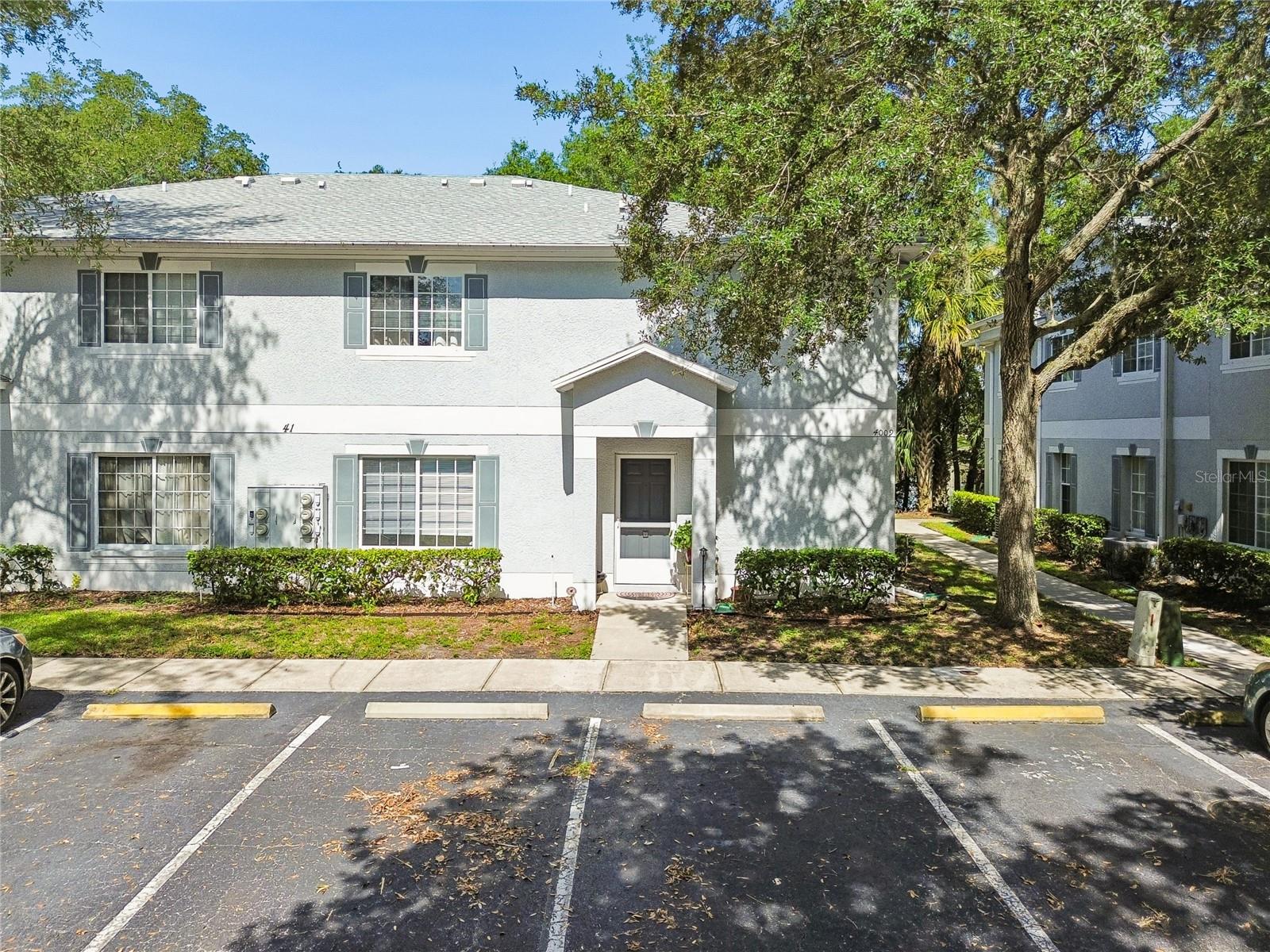 4009 DOLPHIN DR, Tampa FL 33617