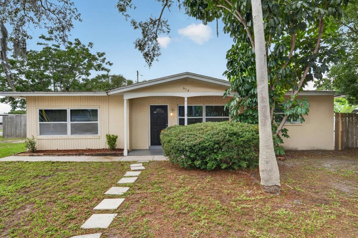 615 5TH AVE N, Safety Harbor FL 34695