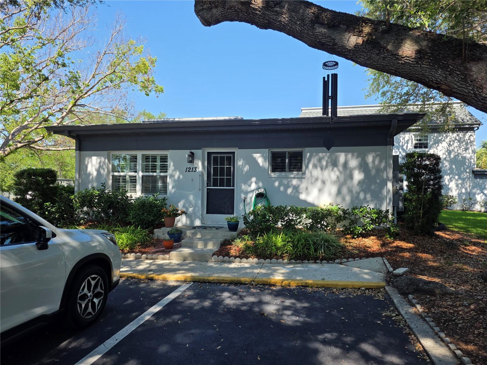 1213 N MCMULLEN BOOTH RD, Clearwater FL 33759