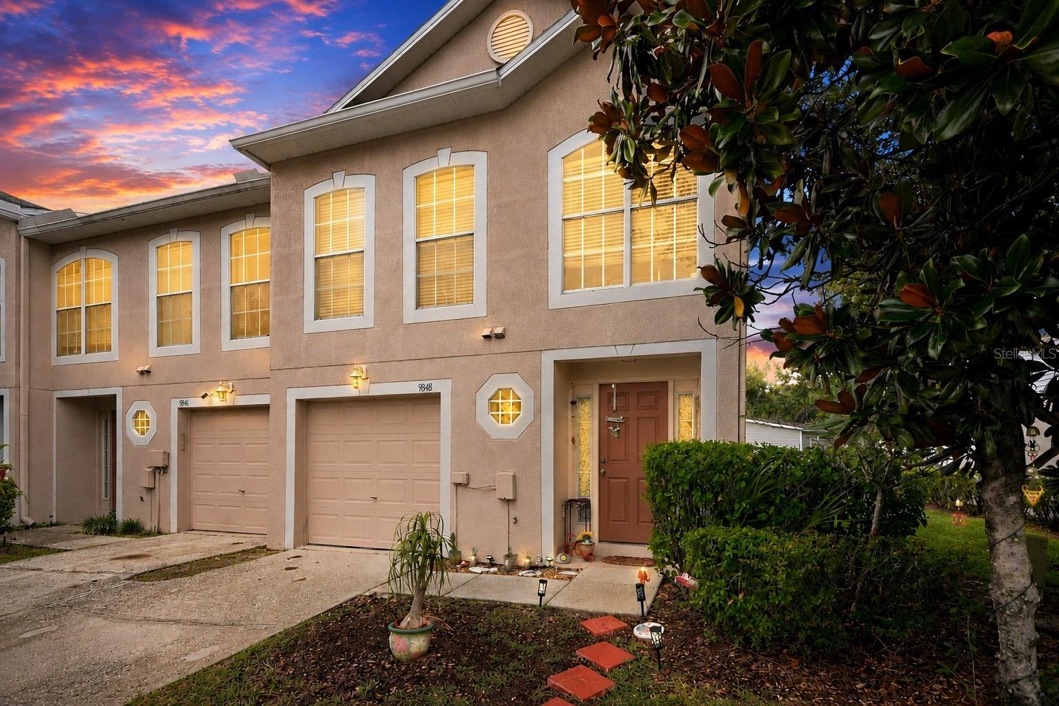 9848 ASHBURN LAKE DR, Tampa FL 33610
