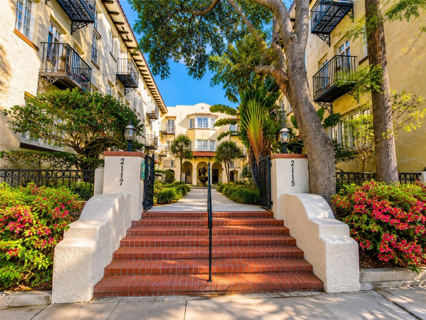 2117 W DEKLE AVE #H2, Tampa FL 33606