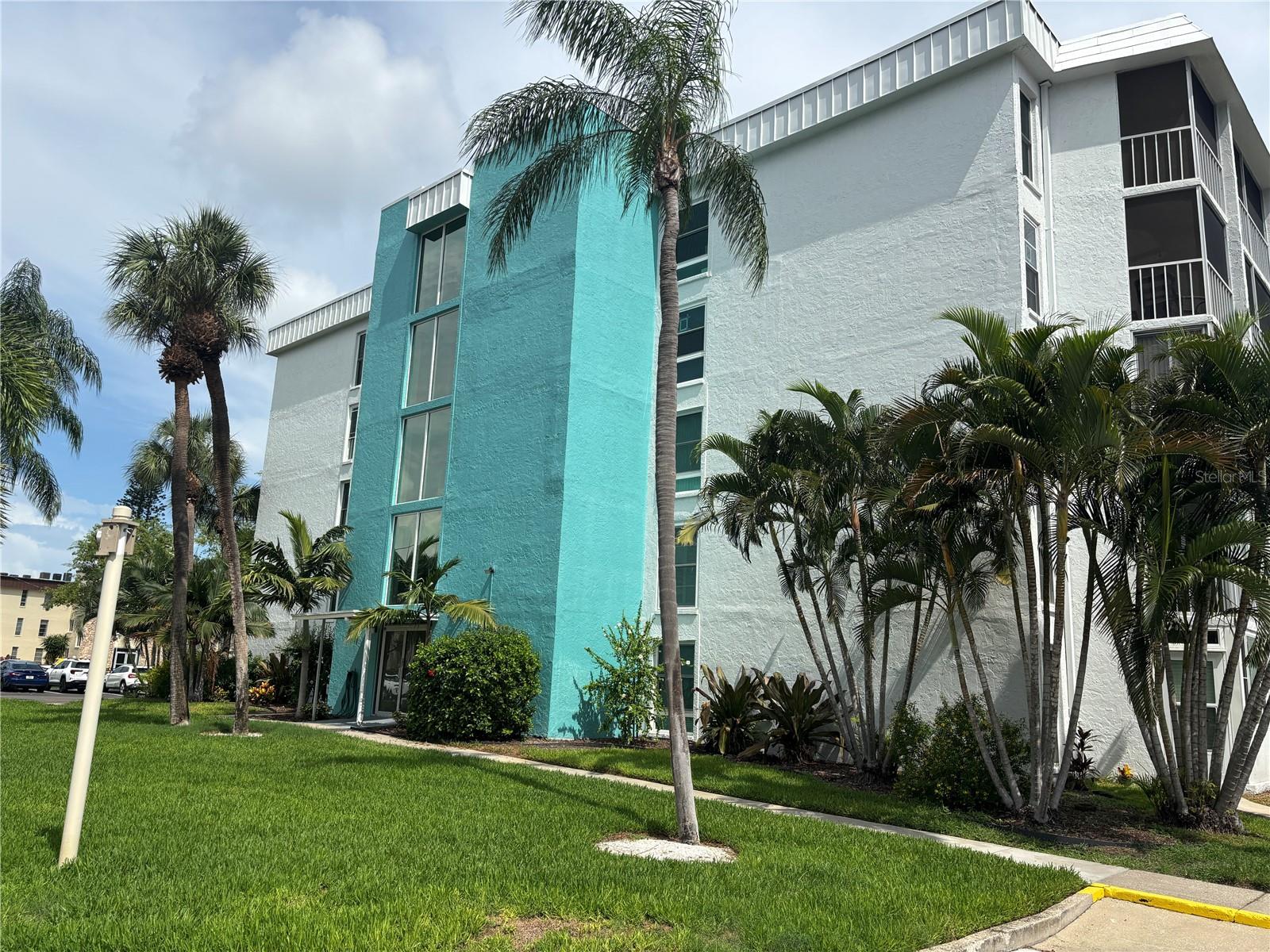 4910 38TH WAY S #411, St Petersburg FL 33711