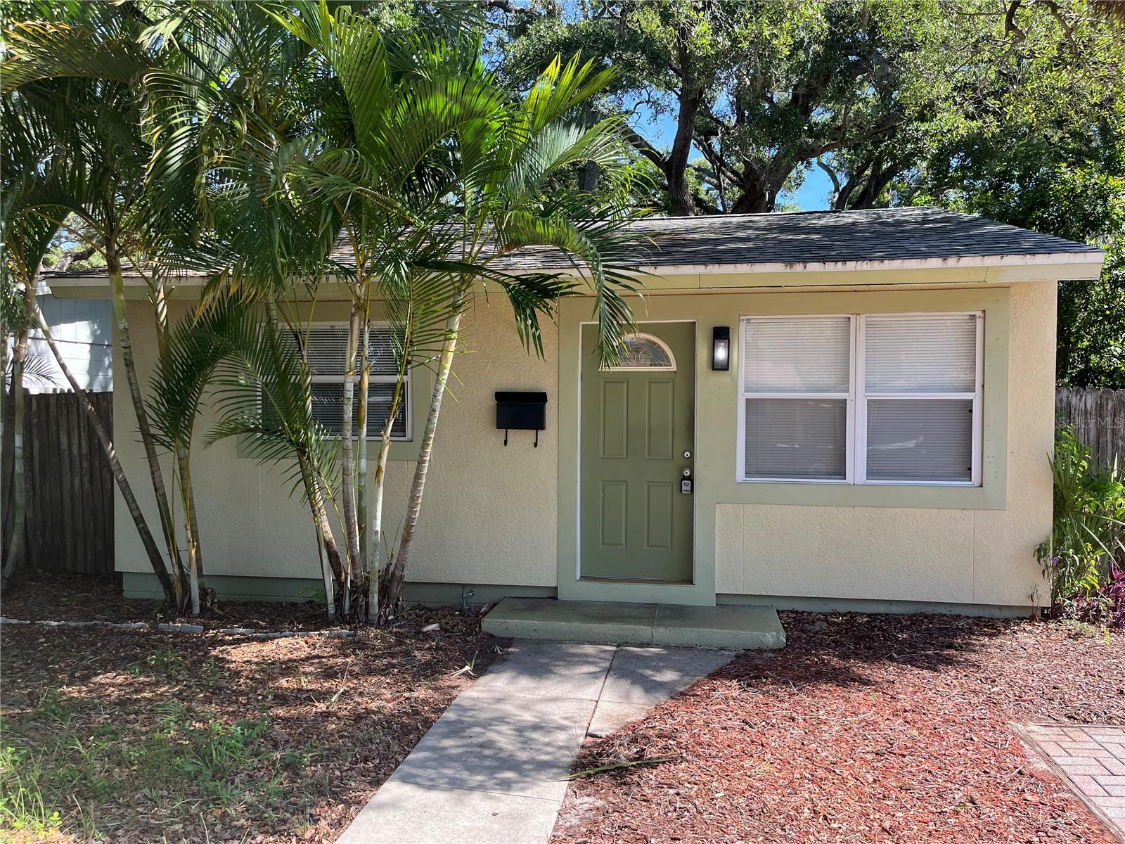 5135 39TH AVE N, St Petersburg FL 33709