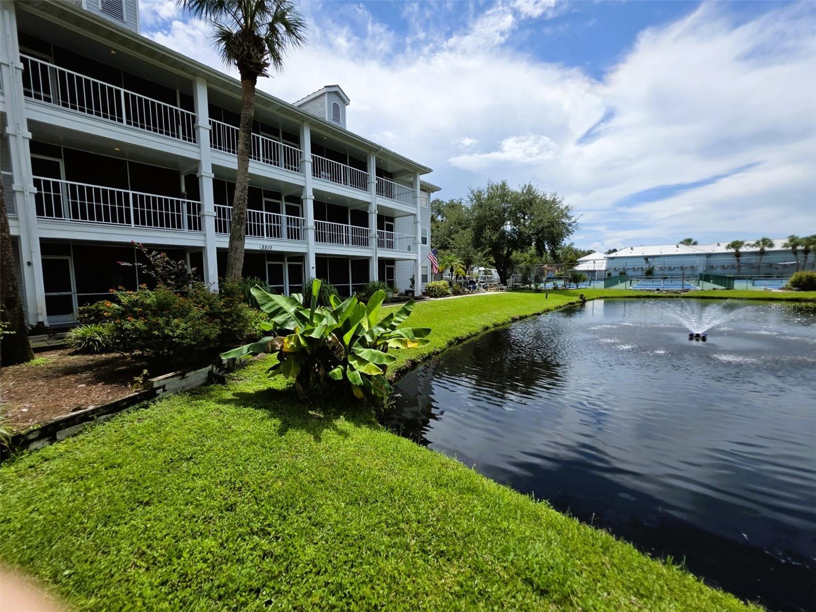 2210 VISTA DEL SOL CIR #502, Lutz FL 33558