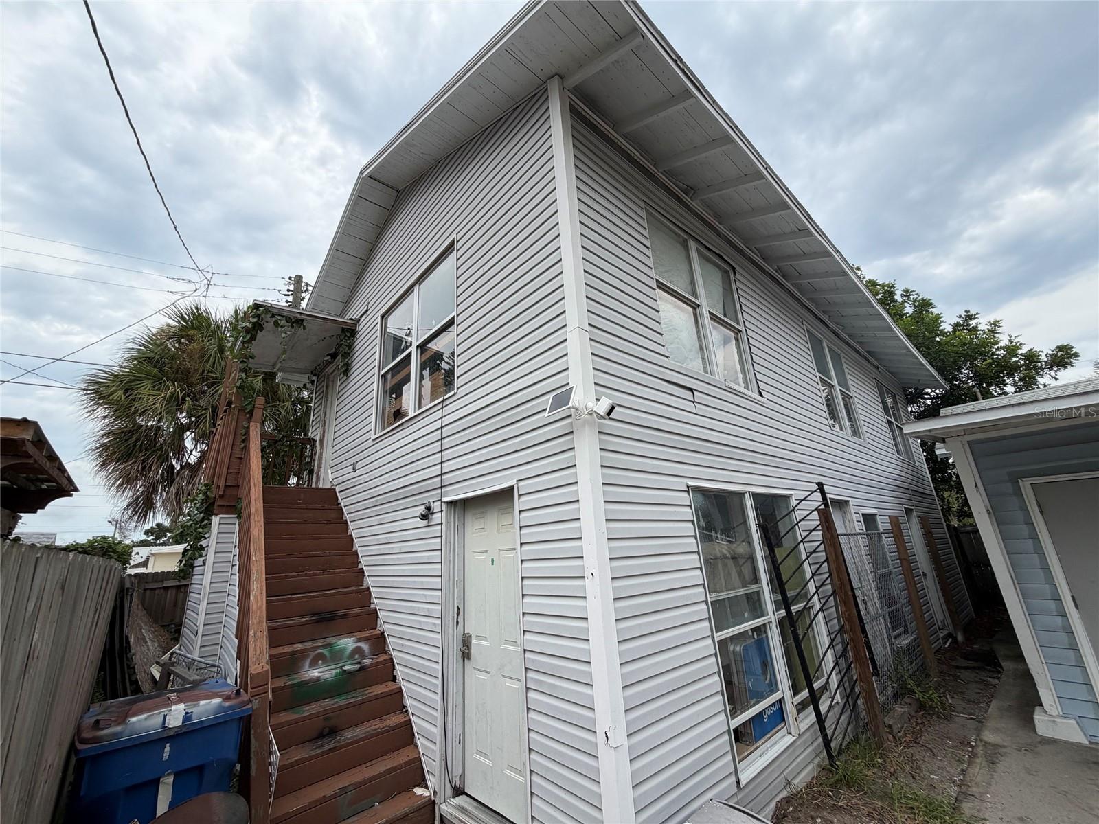 614 15TH ST N, St Petersburg FL 33705