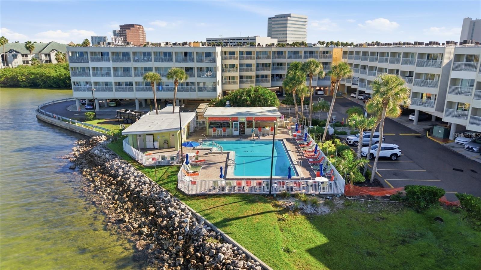2506 N ROCKY POINT DR #315, Tampa FL 33607