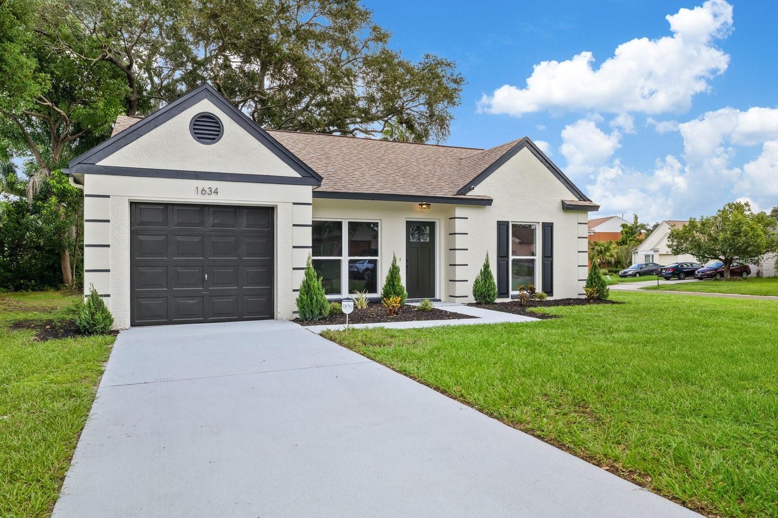 1634 CROSSRIDGE DR, Brandon FL 33510