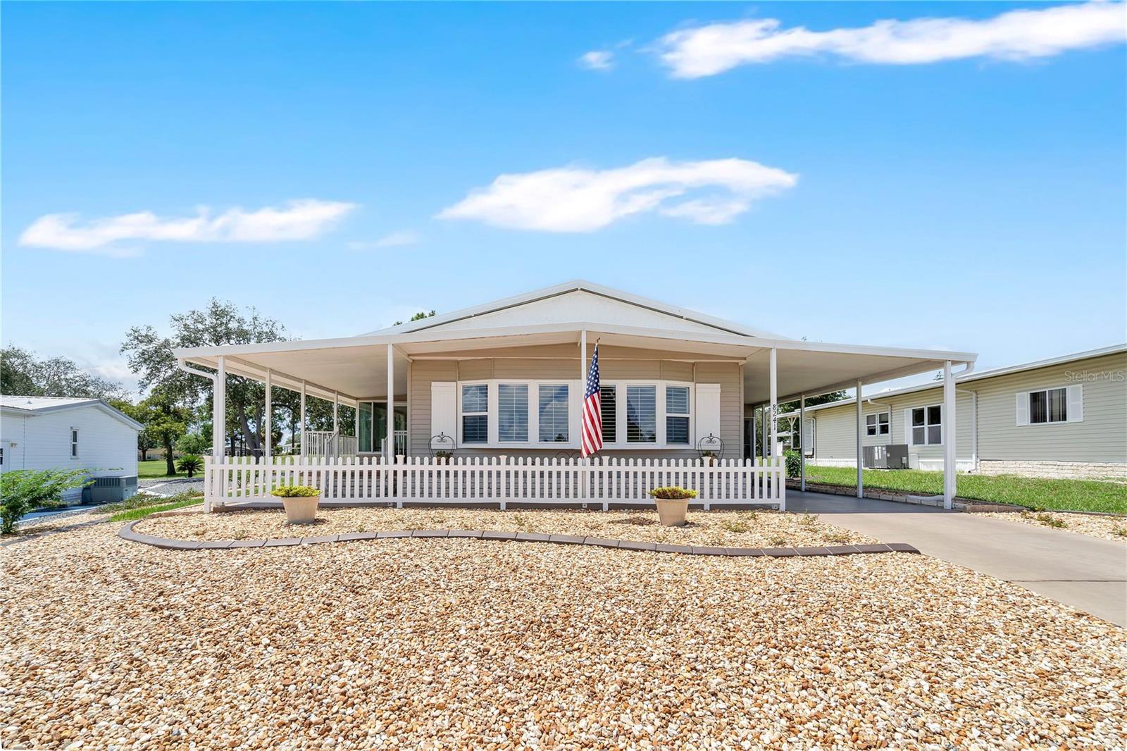 8241 WEATHERFORD AVE, Brooksville FL 34613