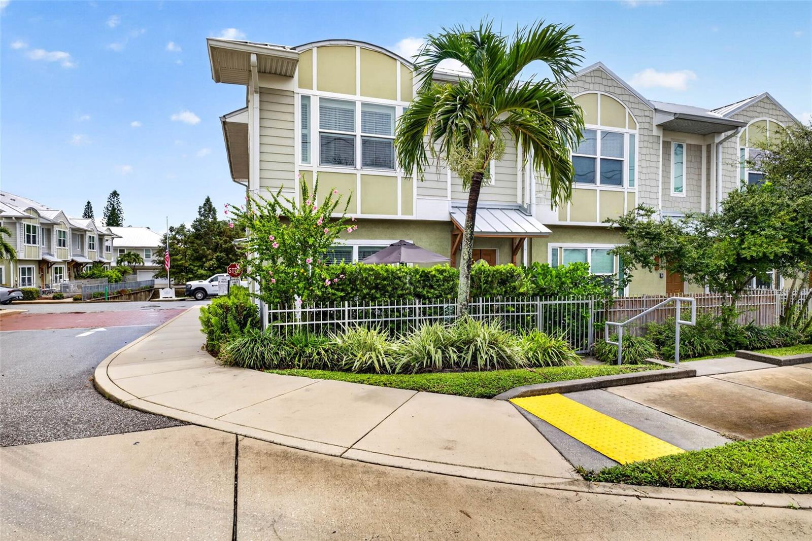 119 N BETTY LN, Clearwater FL 33755