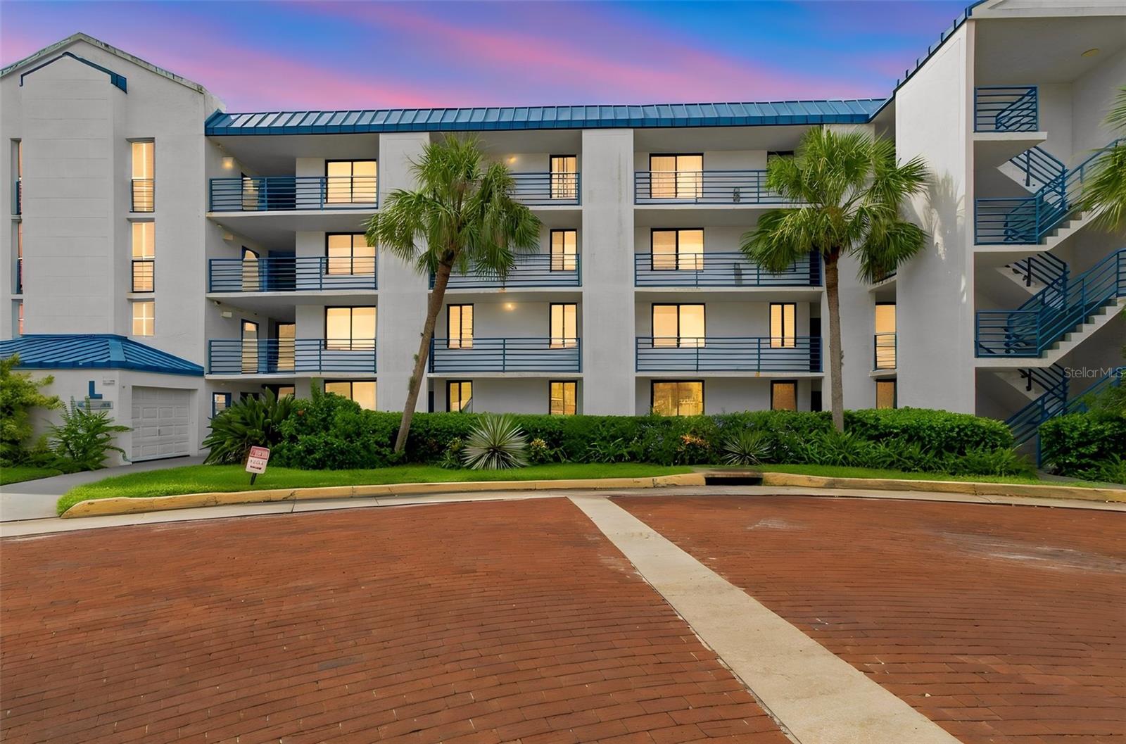 2424 W TAMPA BAY BLVD #L404, Tampa FL 33607