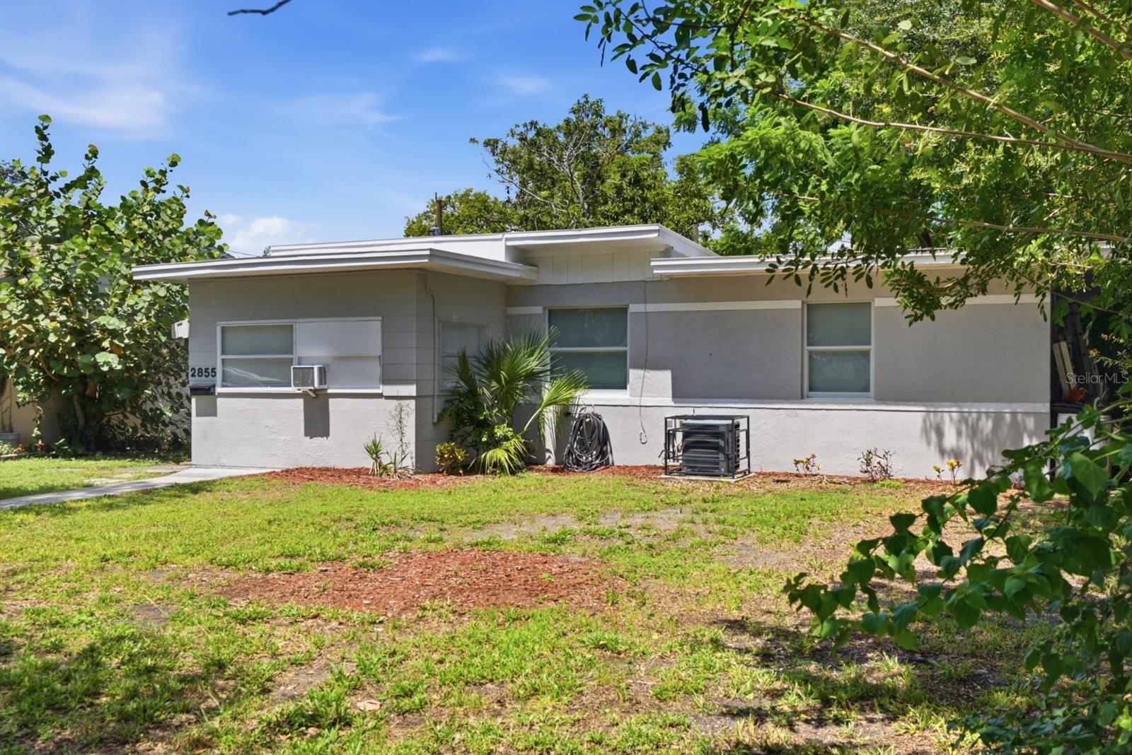 2855 37TH AVE N, St Petersburg FL 33713