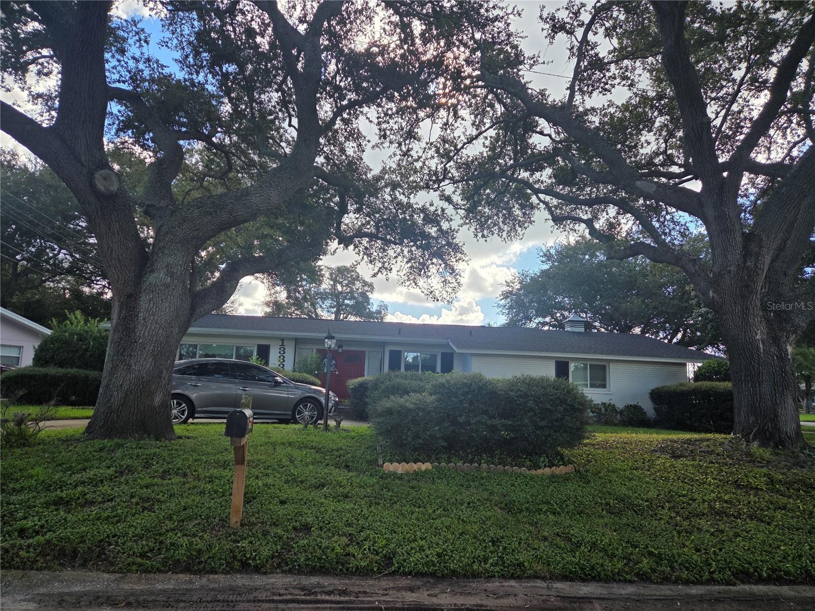 1333 WOODCREST AVE, Clearwater FL 33756