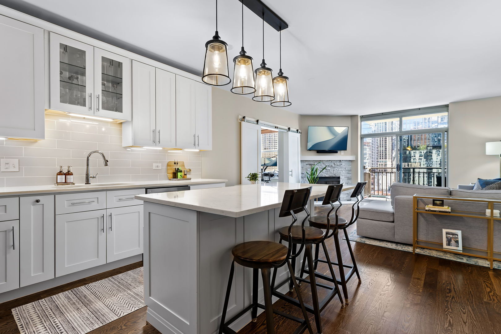 21 W Chestnut Street Unit 1206 Chicago IL 60610 21-w-chestnut-street-unit-1206-chicago-il-60610
