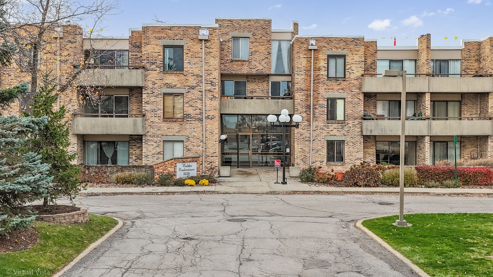 1926 Prairie Square Unit 103, Schaumburg IL 60173