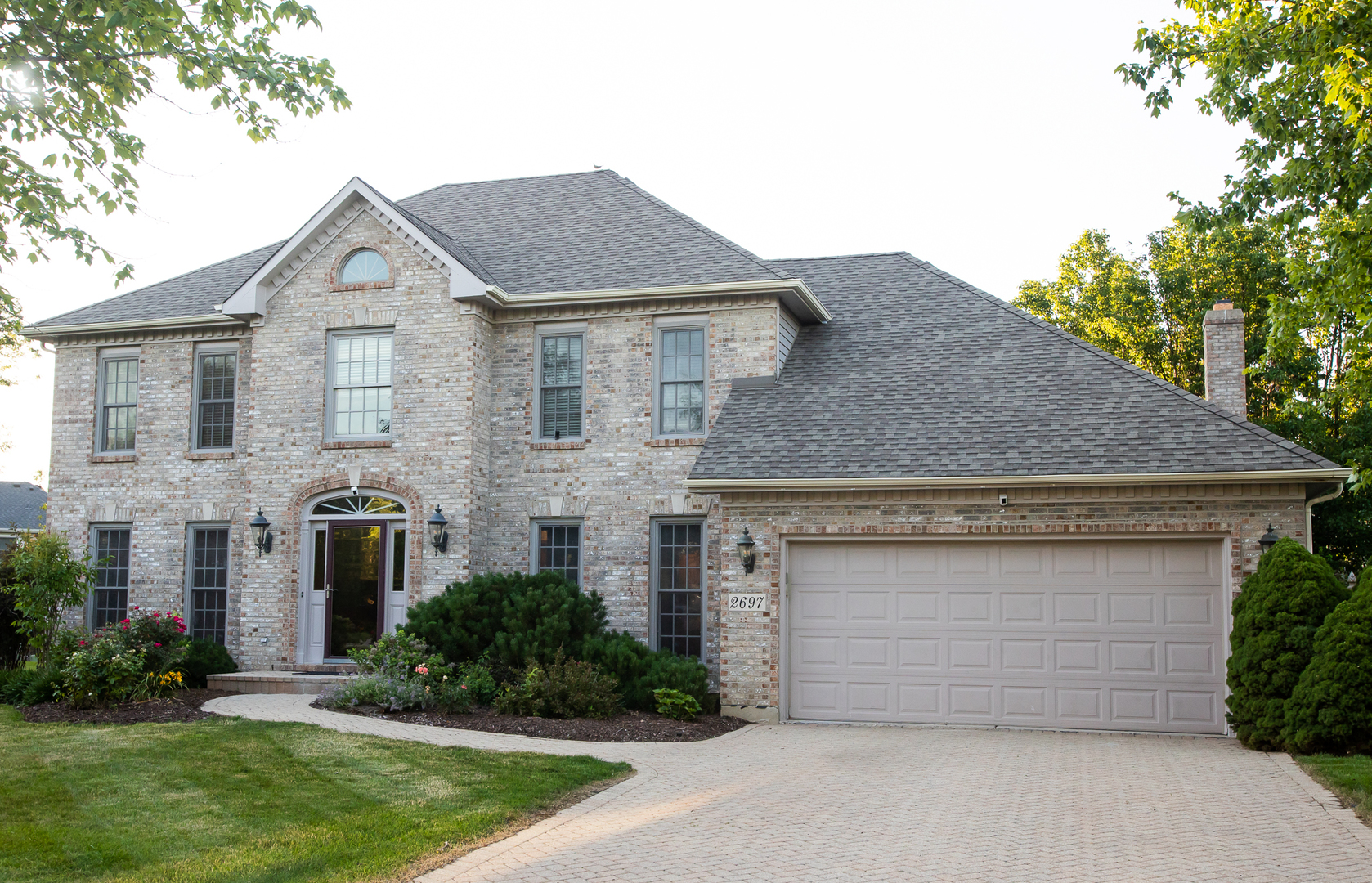 2697 Fox River Lane, Naperville IL 60565