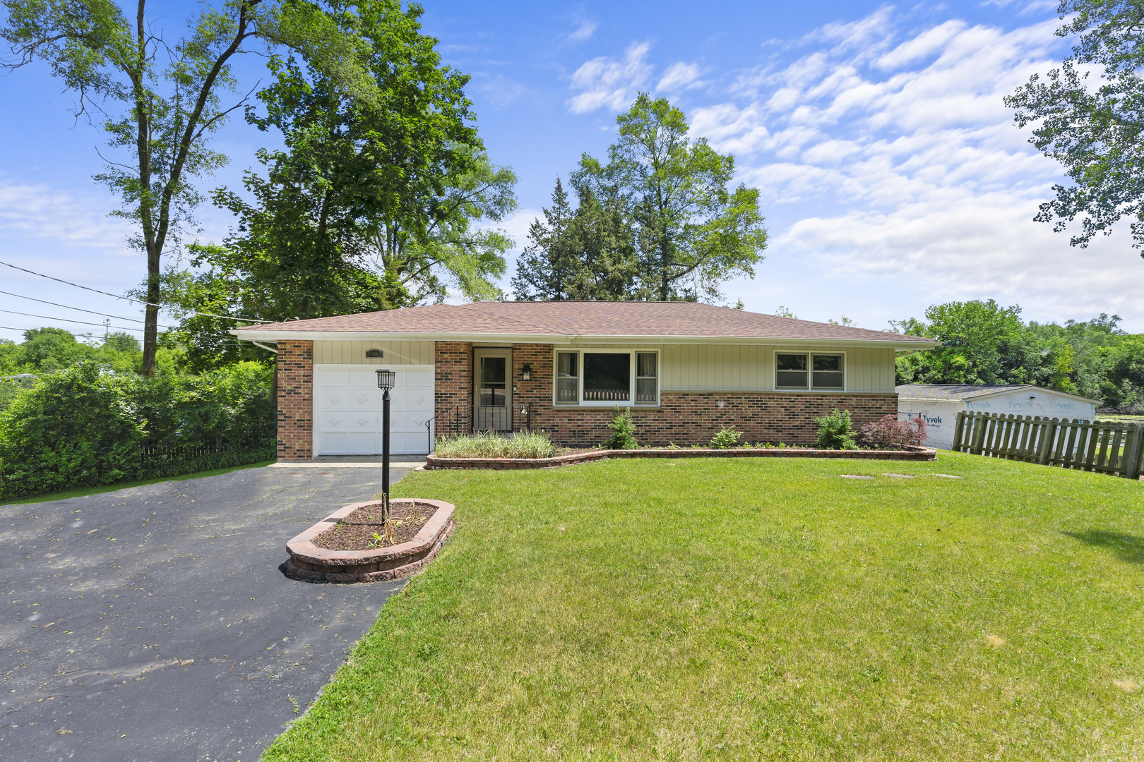 5902 Fox Lake Road, Mchenry IL 60051