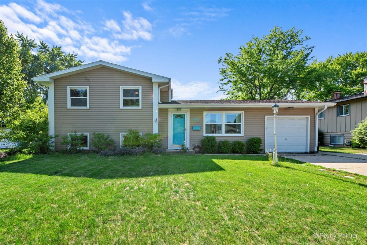 860 Darlington Lane, Crystal Lake IL 60014