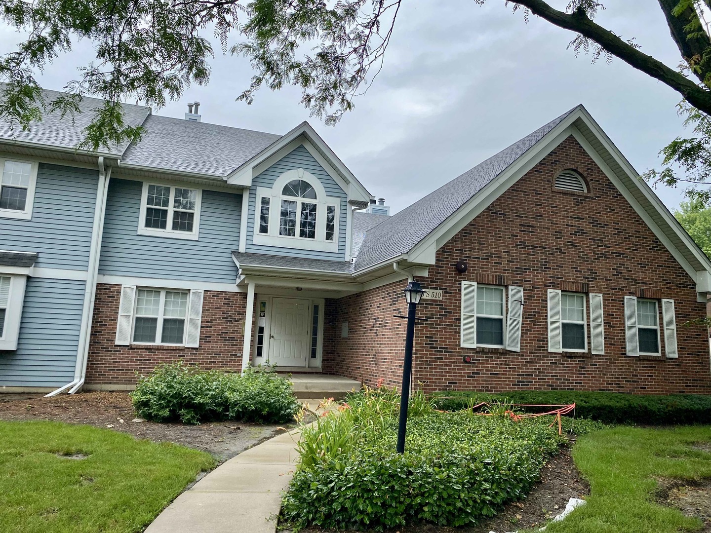 5S510 Scots Drive Unit G, Naperville IL 60563