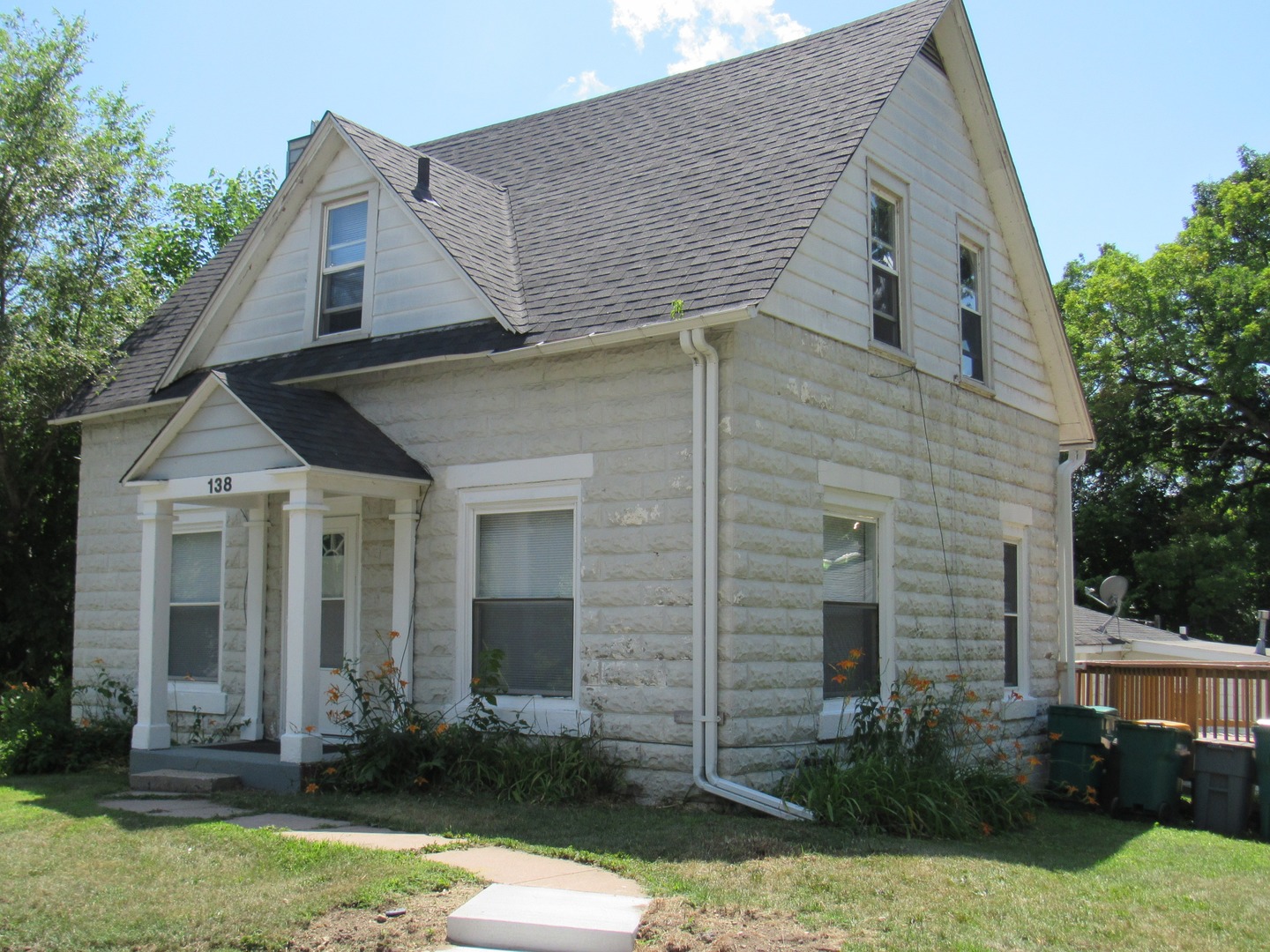 138 Cora Avenue, Fox Lake IL 60020
