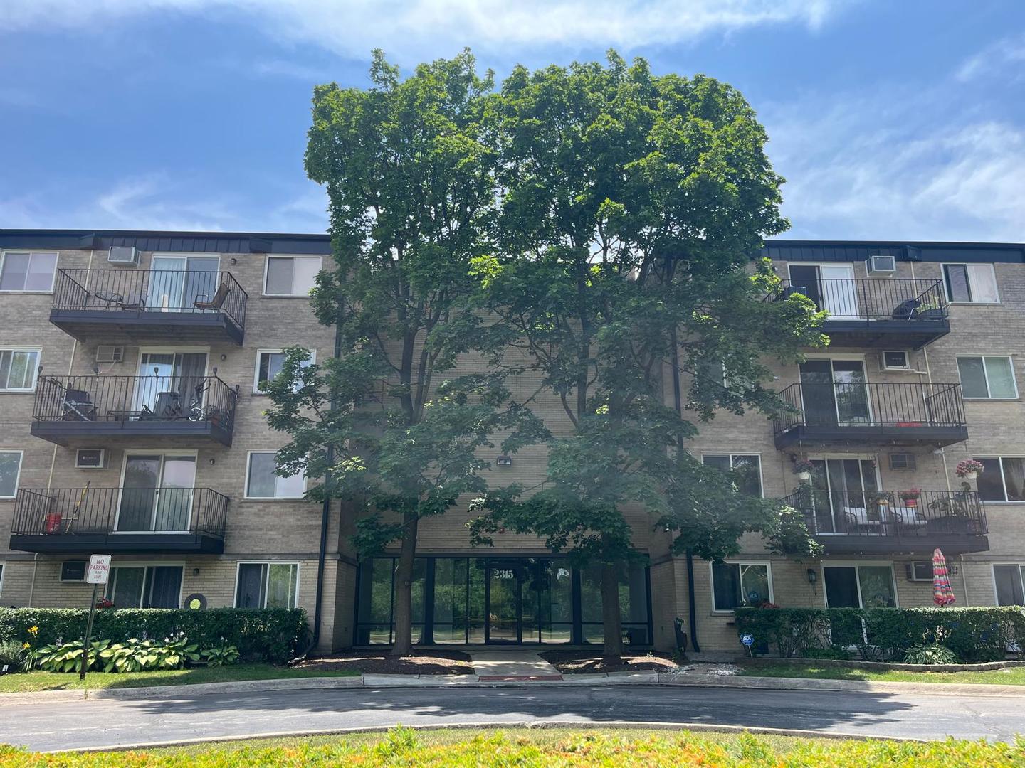 2315 E Olive Street Unit 3G, Arlington Heights IL 60004
