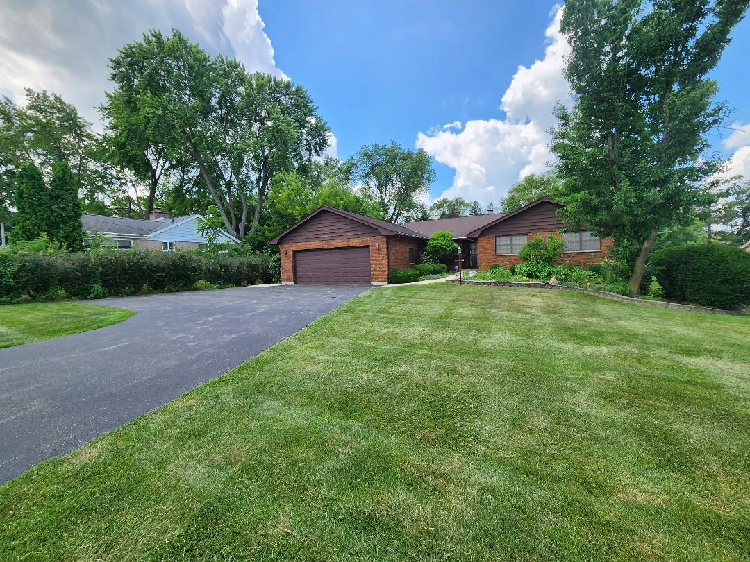 503 N GREEN Street, Mchenry IL 60050