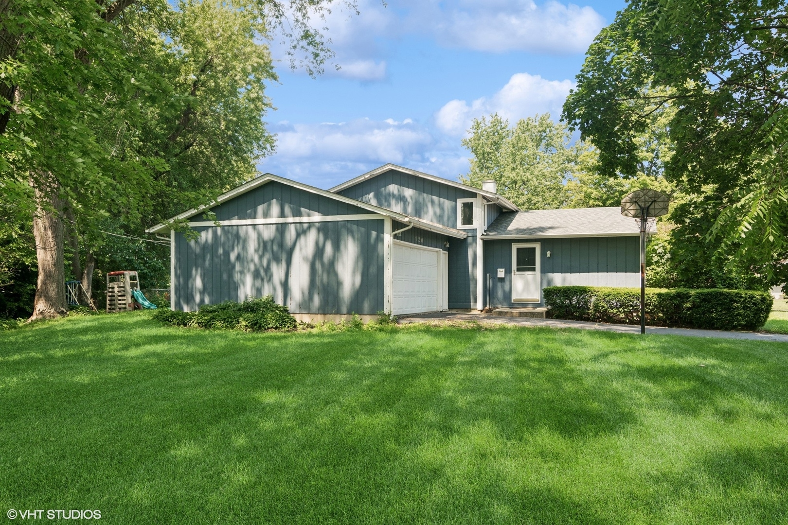 120 N School Street, Cary IL 60013